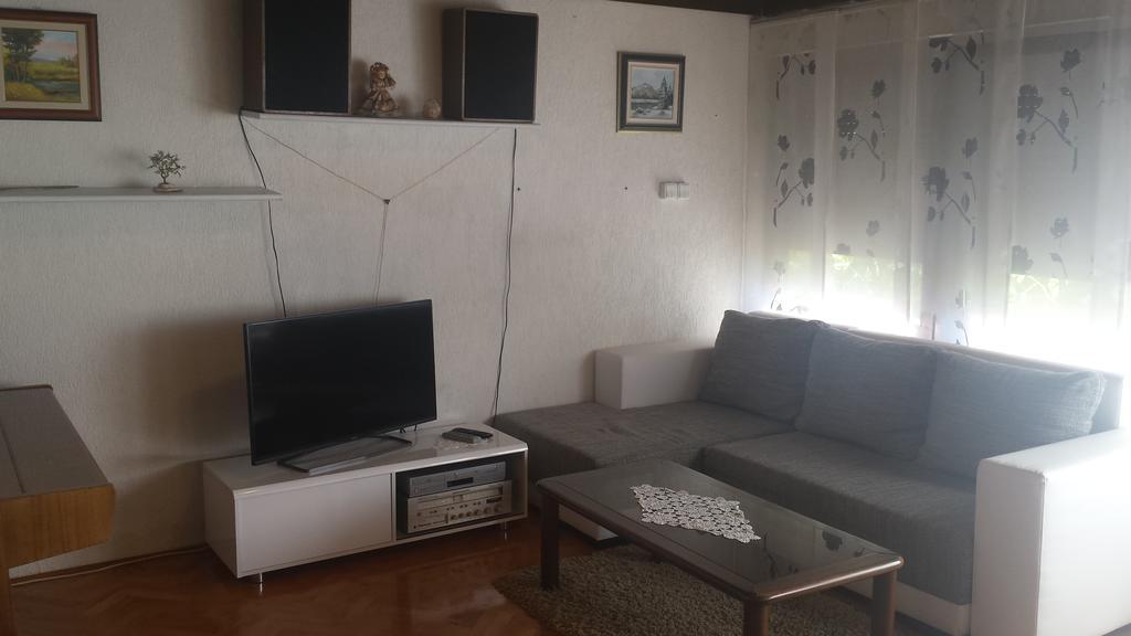 Jole Guest house